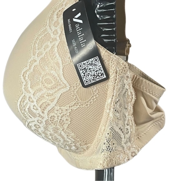 VADALALA Beige Lace Detail Underwire Padded Bra. - Picture 4 of 10